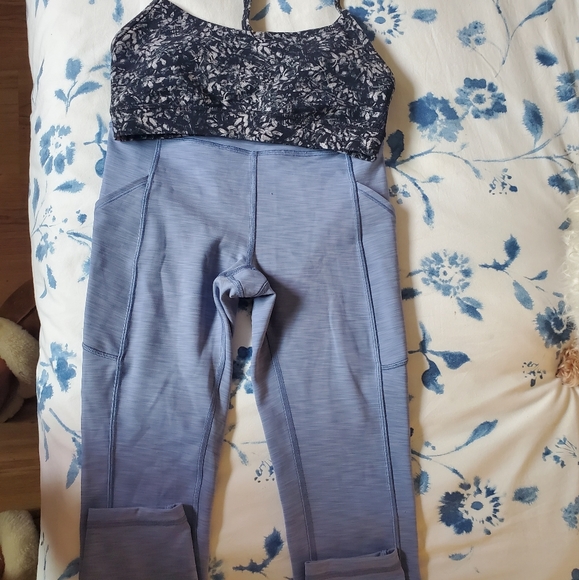 Lululemon Y Nulu sports bra (Size 4) and Wunder Train High Rise Leggings (Size 4 - Picture 2 of 5